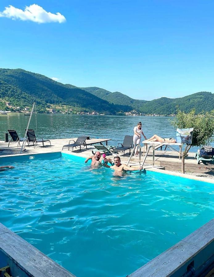 Villa Casa Beasarah. Dubova Esterno foto